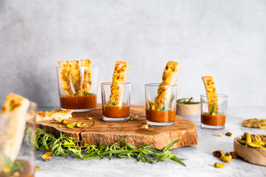 Kruiden Ketchup Pinda - Focaccia dip glaasjes