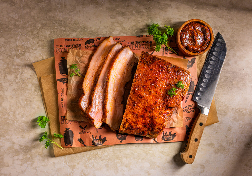 Langzaam gegaarde buikspek met Hela Kruidenolie Akropolis