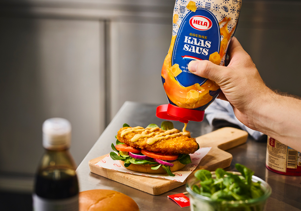 kaassaus - crispy chicken burger